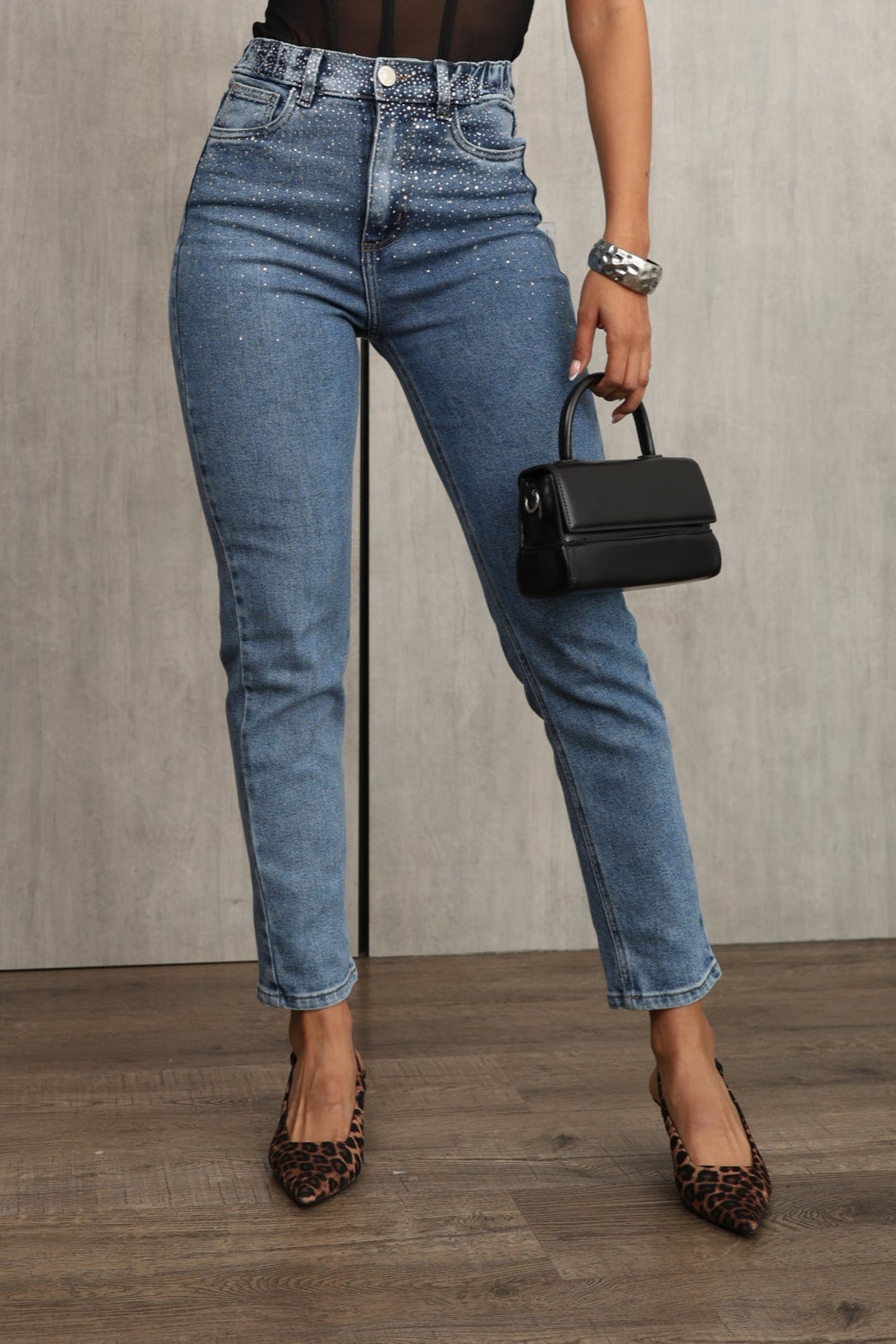 JEAN DAMA – MOM RESORTADO CON BRILLOS – TIRO ALTO – MODA COLOMBIANA – REF: 764