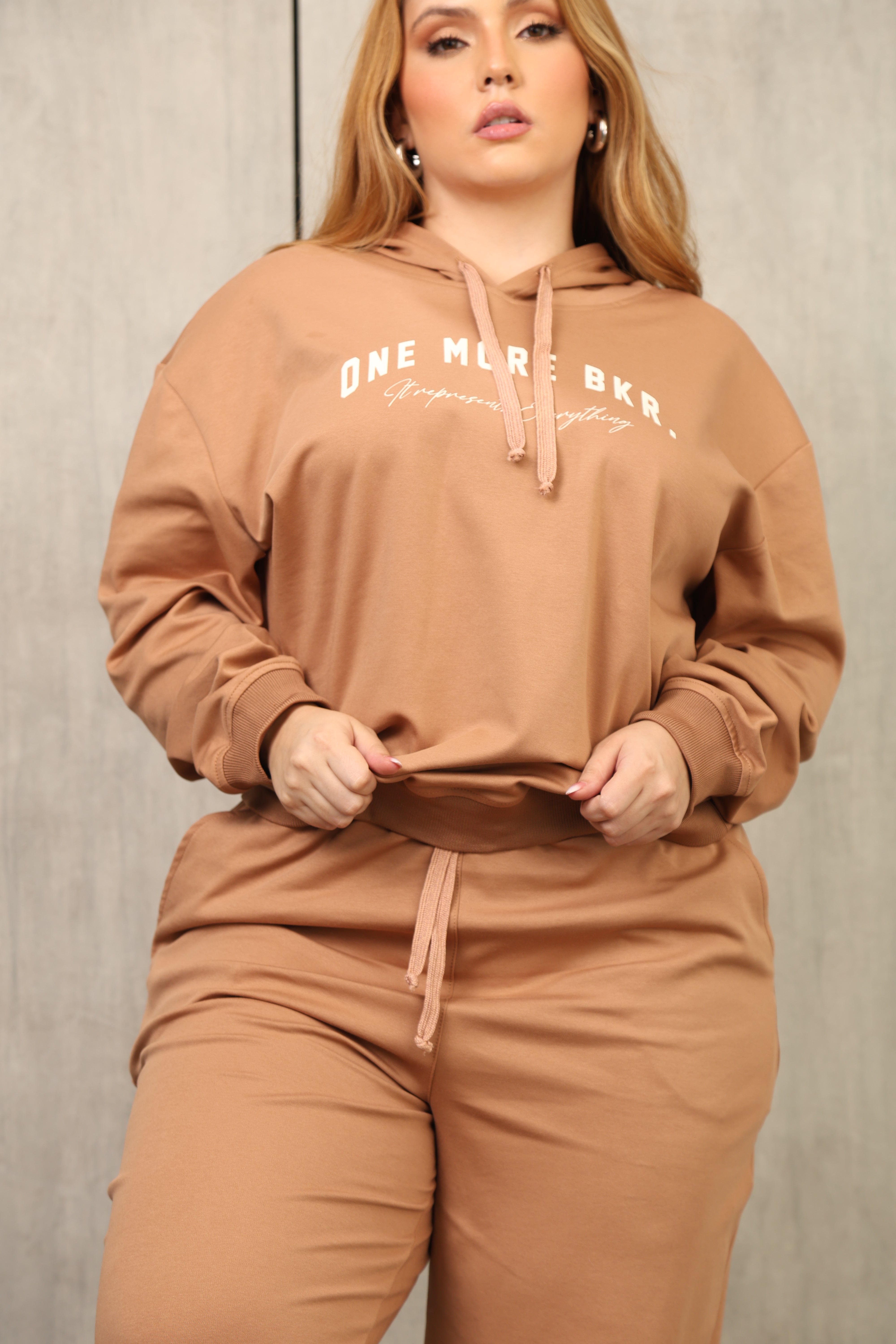 SET DE SUDADERA, COLOR CAMEL, MODA COLOMBIANA – Ref: 9807 PL