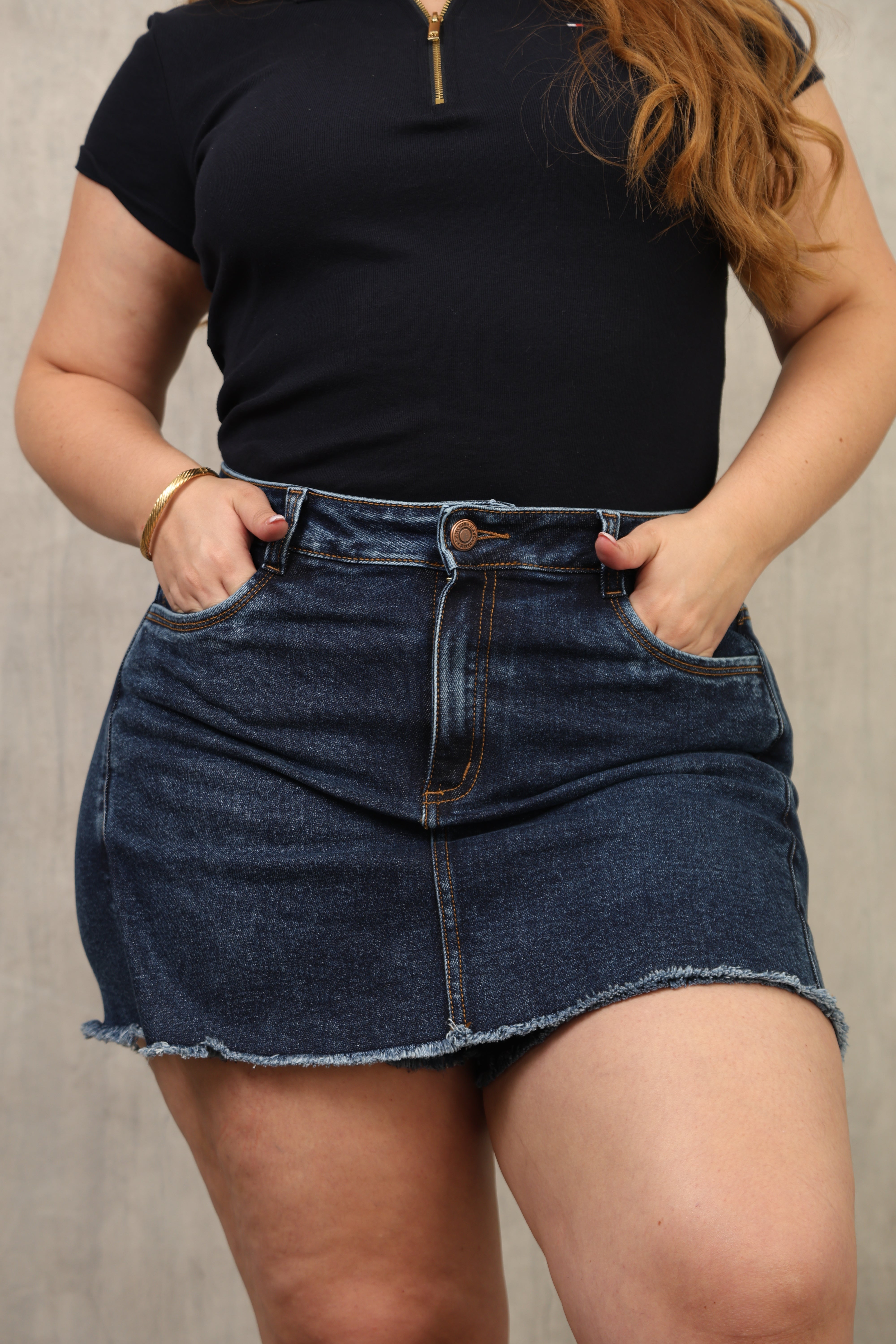 FALDA SHORT – DENIM – TIRO ALTO – MODA COLOMBIANA – REF: 9821