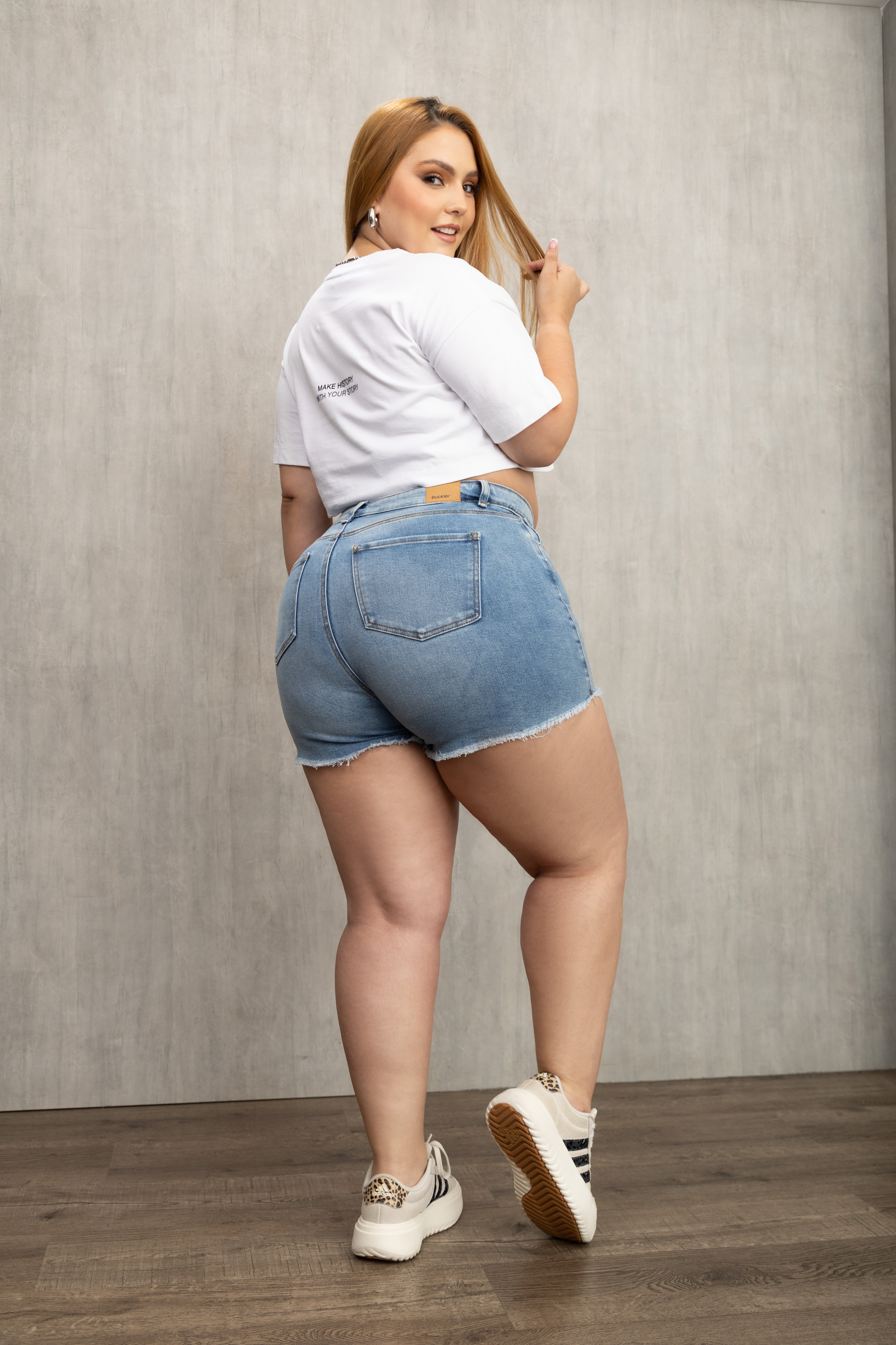 SHORT DAMA – BRILLOS – TIRO ALTO – MODA COLOMBIANA – REF: 9817 PL