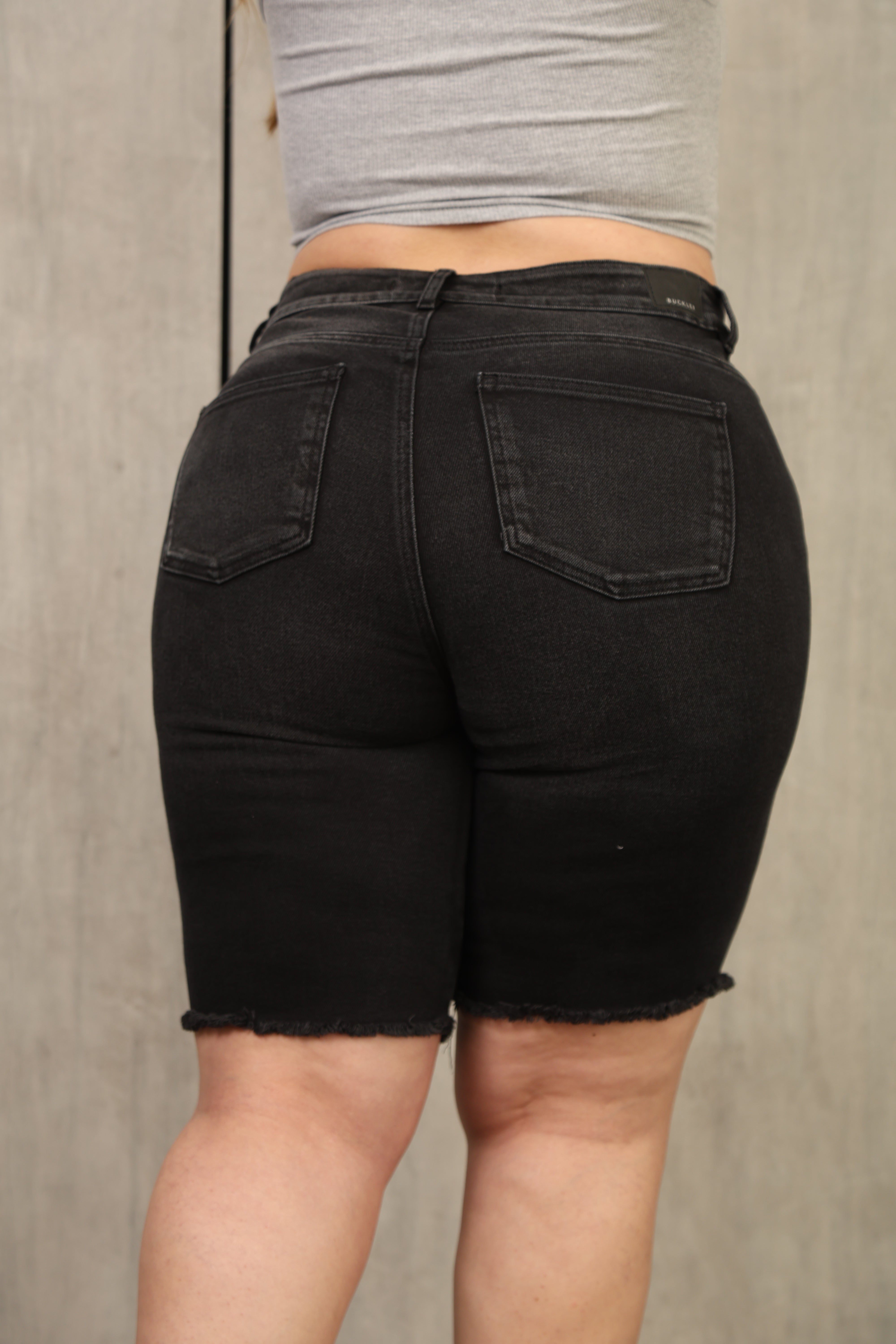TORERO DAMA – TIRO MEDIO – DENIM NEGRO – MODA COLOMBIANA – REF: 9820 PL